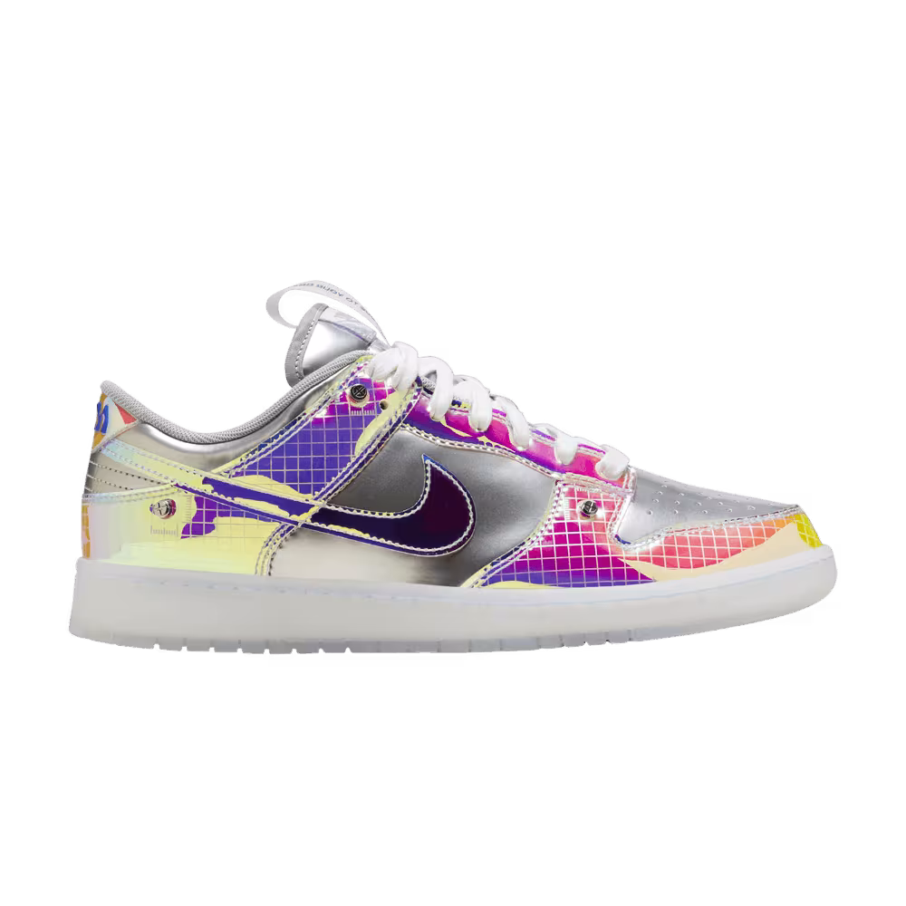 Nike Dunk Low SE Be True to Your DNA - Silver