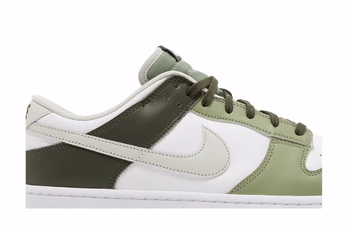 Nike Dunk Low Oil Green, view 3