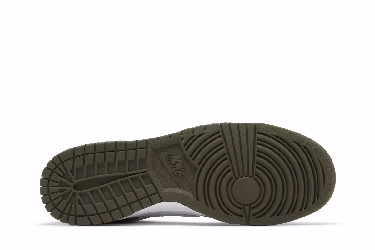 Nike Dunk Low Oil Green, view 5