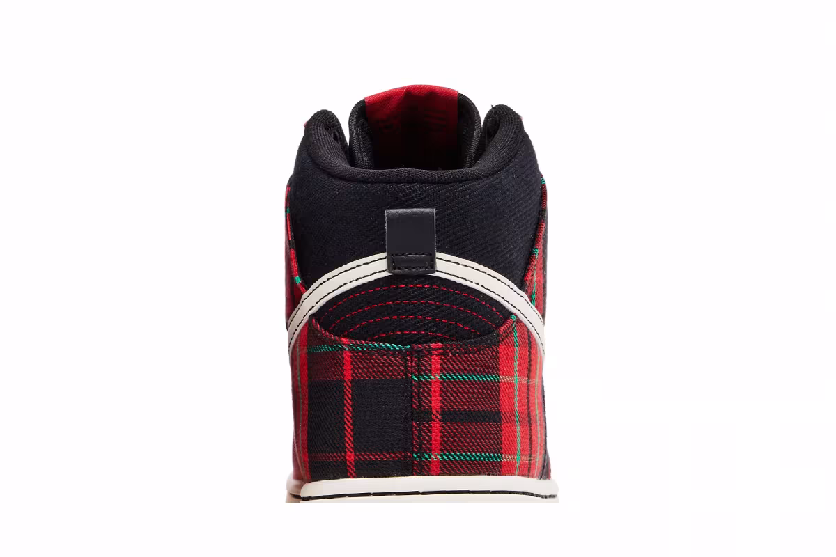 Nike Dunk High SE Tartan Plaid, view 8