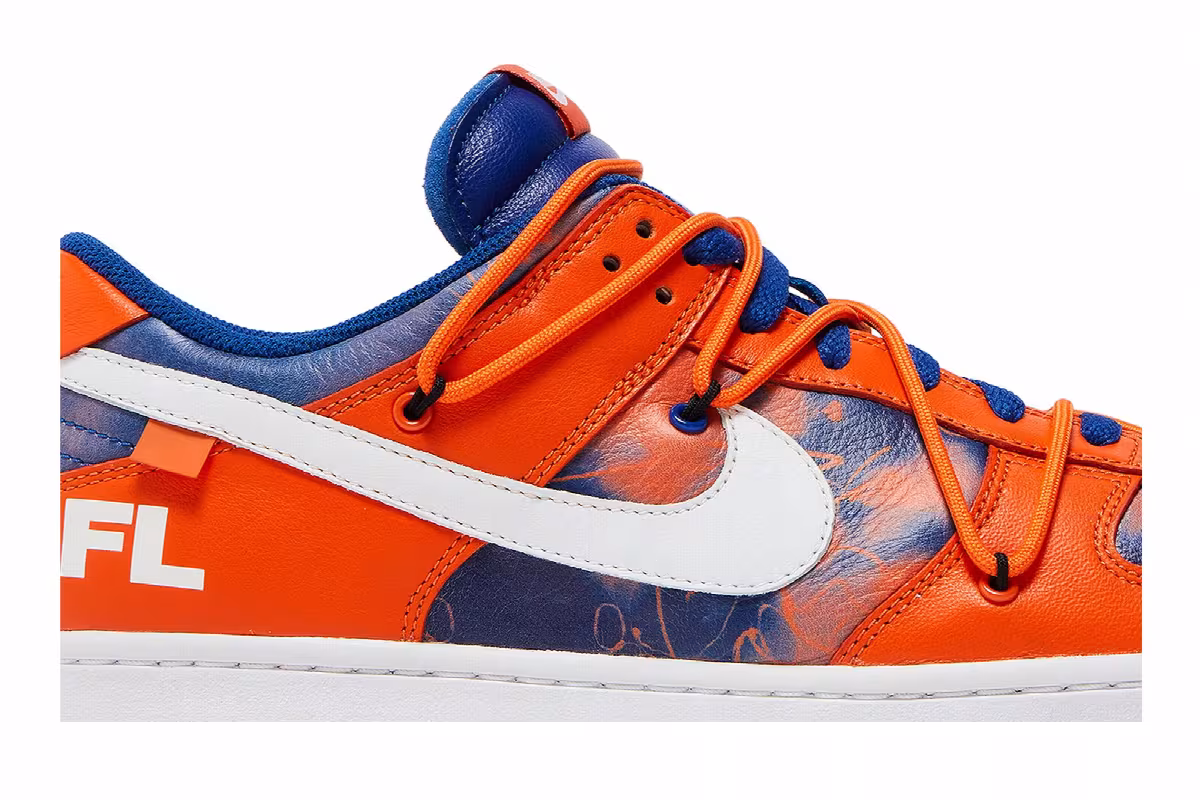 Off-White x Futura x Nike Dunk Low New York Mets, view 3