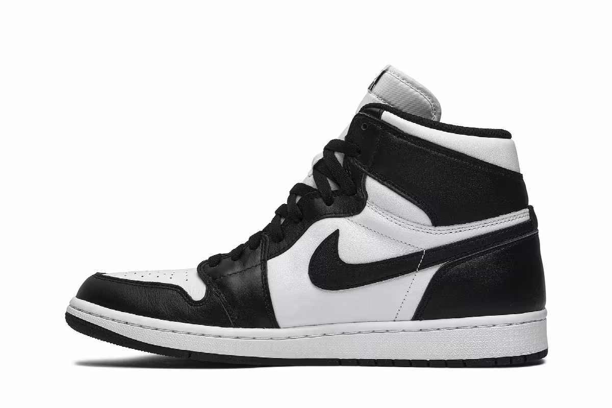 Air Jordan 1 High OG Black White 2014, view 4