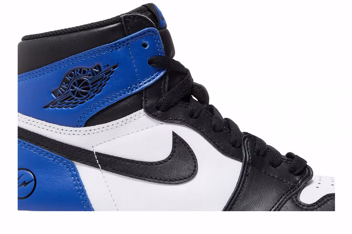 Fragment Design x Air Jordan 1 High OG Friends and Family, view 3