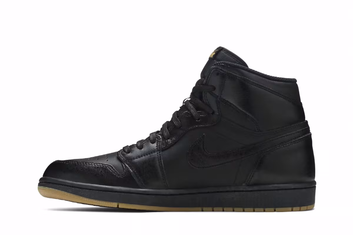 Air Jordan 1 Gum Bottom, view 4