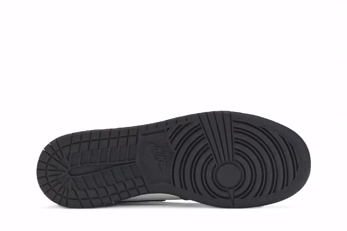 Air Jordan 1 High OG BG Black White 2014, view 5
