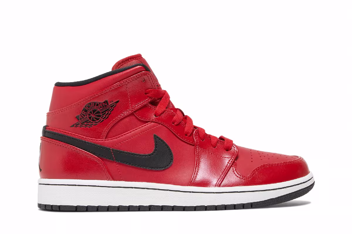 Air Jordan 1 Mid Gym Red, view 2