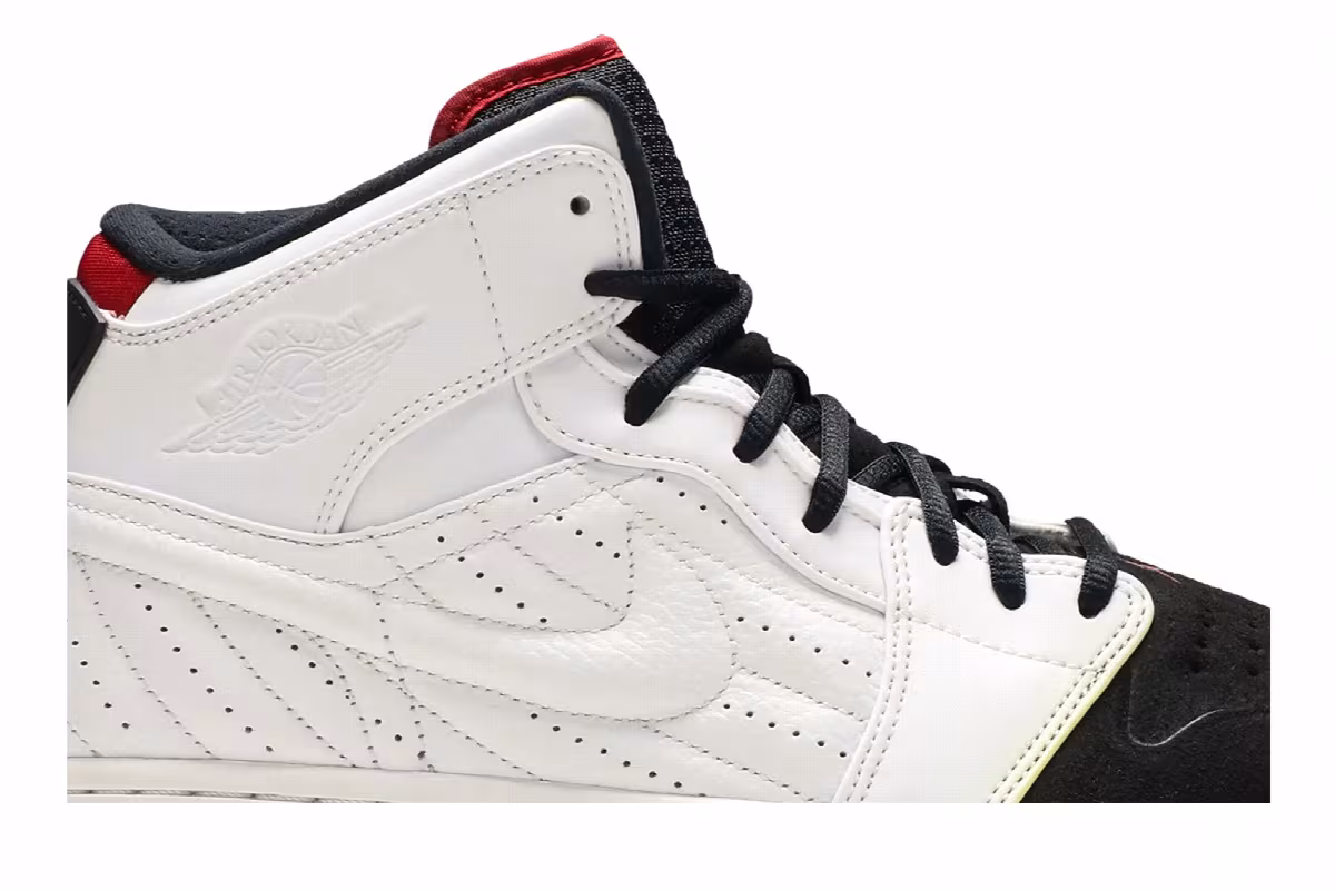 Air Jordan 1 White, view 3