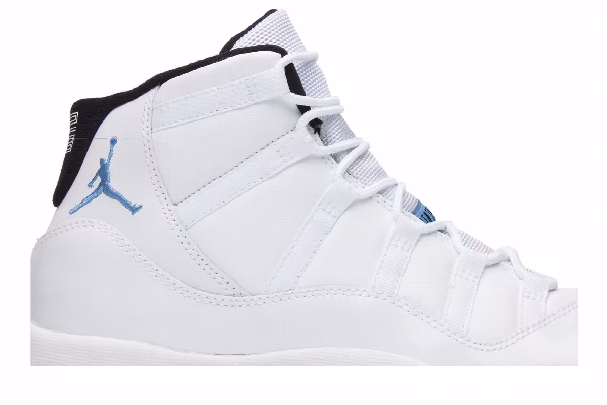 Air Jordan 11 BG Legend Blue, view 3