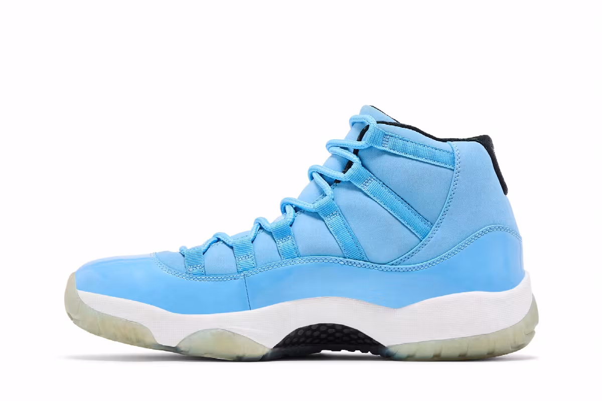 Air Jordan 11 Pantone, view 4