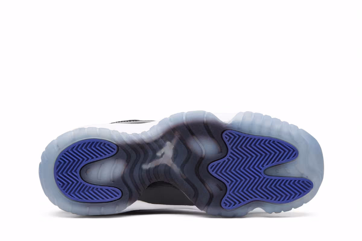 Air Jordan 11 Low BG Concord, view 5