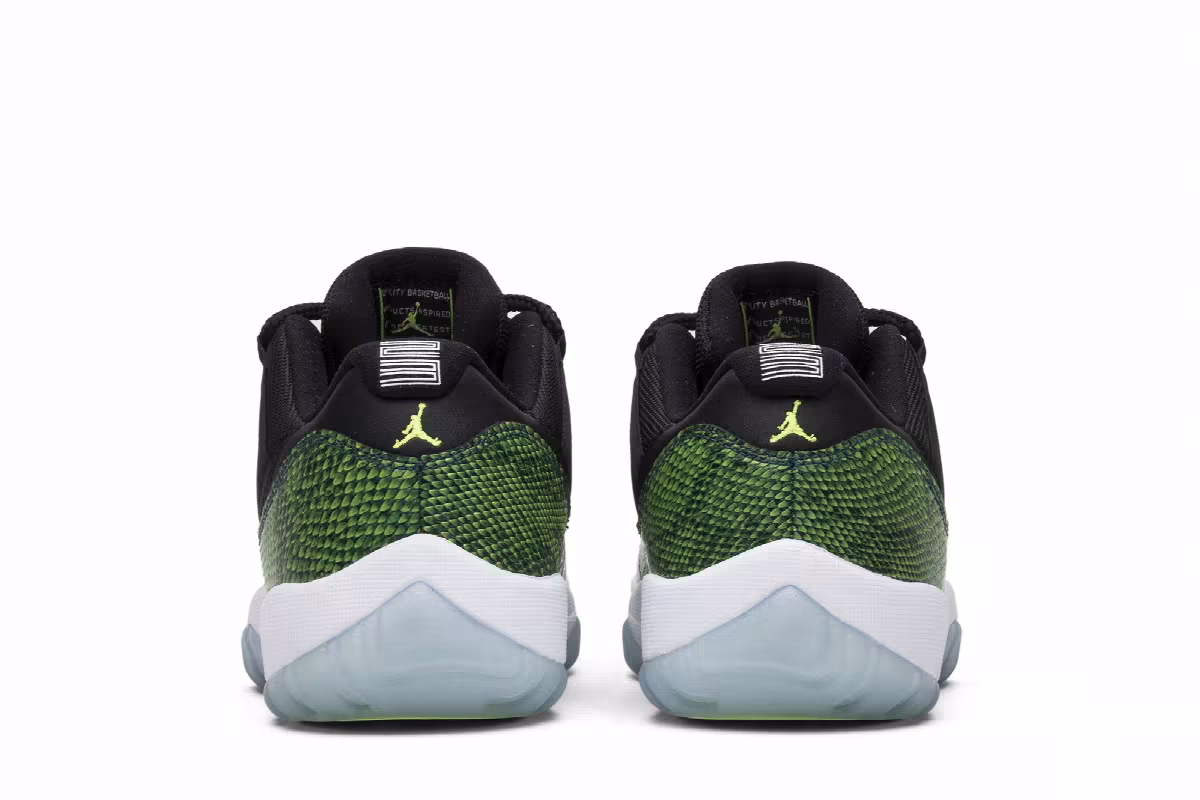 Air Jordan 11 Low Snake, view 7