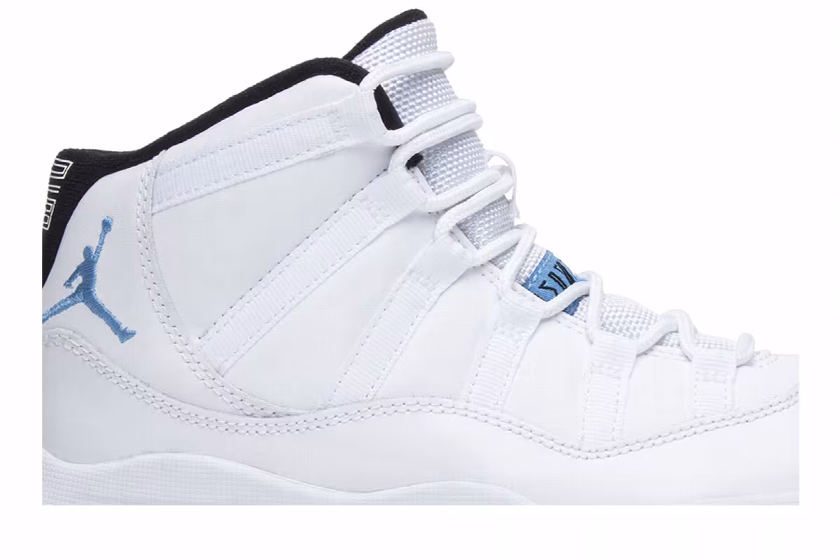 Air Jordan 11 PS Legend Blue, view 3