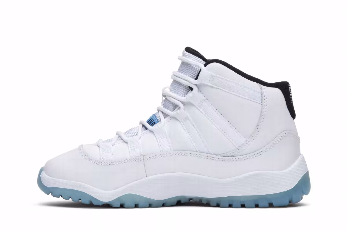 Air Jordan 11 PS Legend Blue, view 4