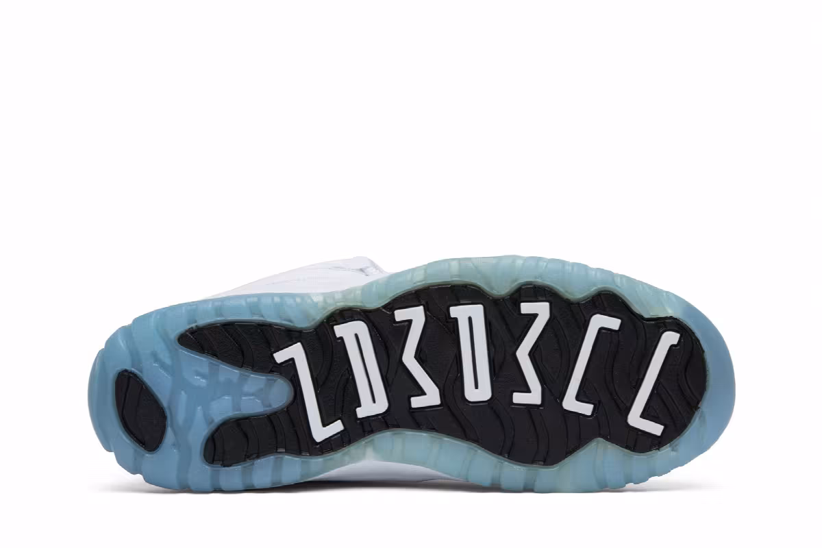 Air Jordan 11 PS Legend Blue, view 5