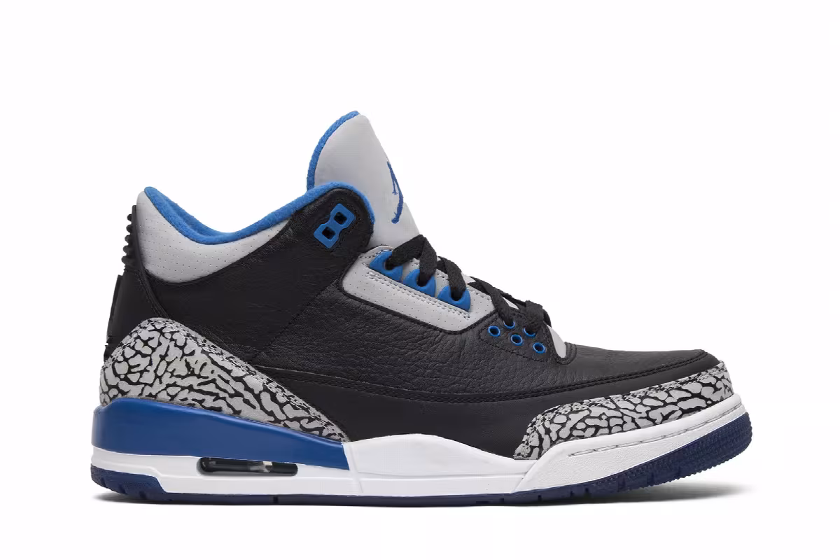Air Jordan 3 sport blue, view 2