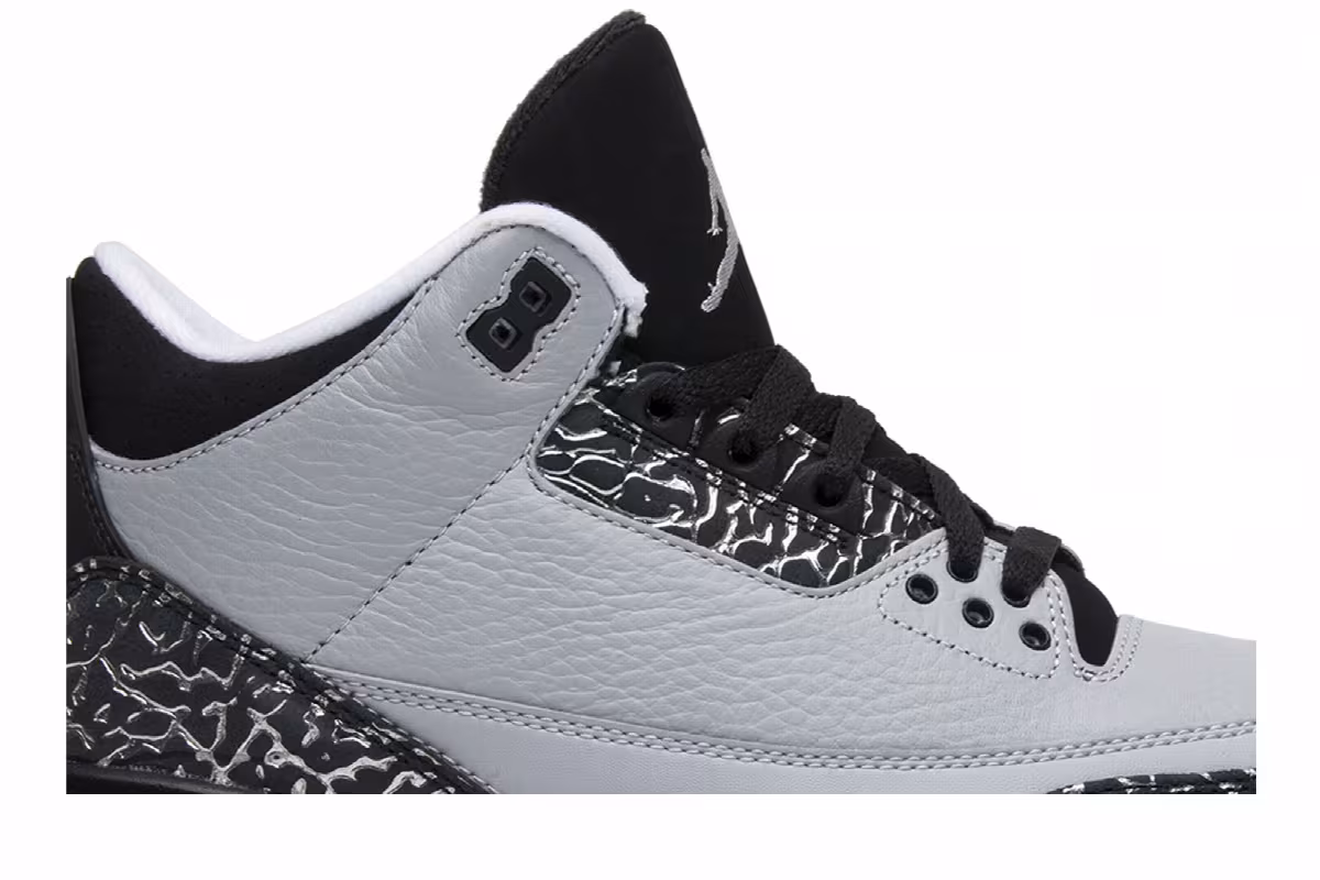 Air Jordan 3 Wolf Grey, view 3