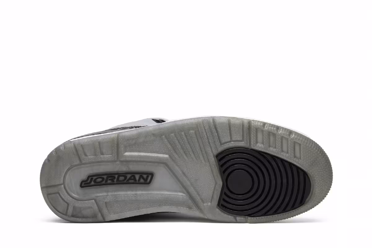 Air Jordan 3 Wolf Grey, view 5