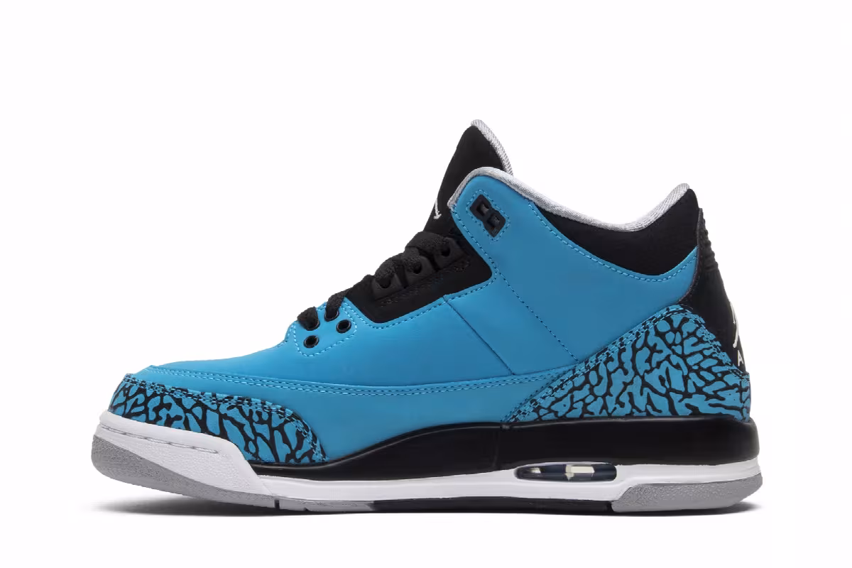 Air Jordan 3 BG Powder Blue, view 4