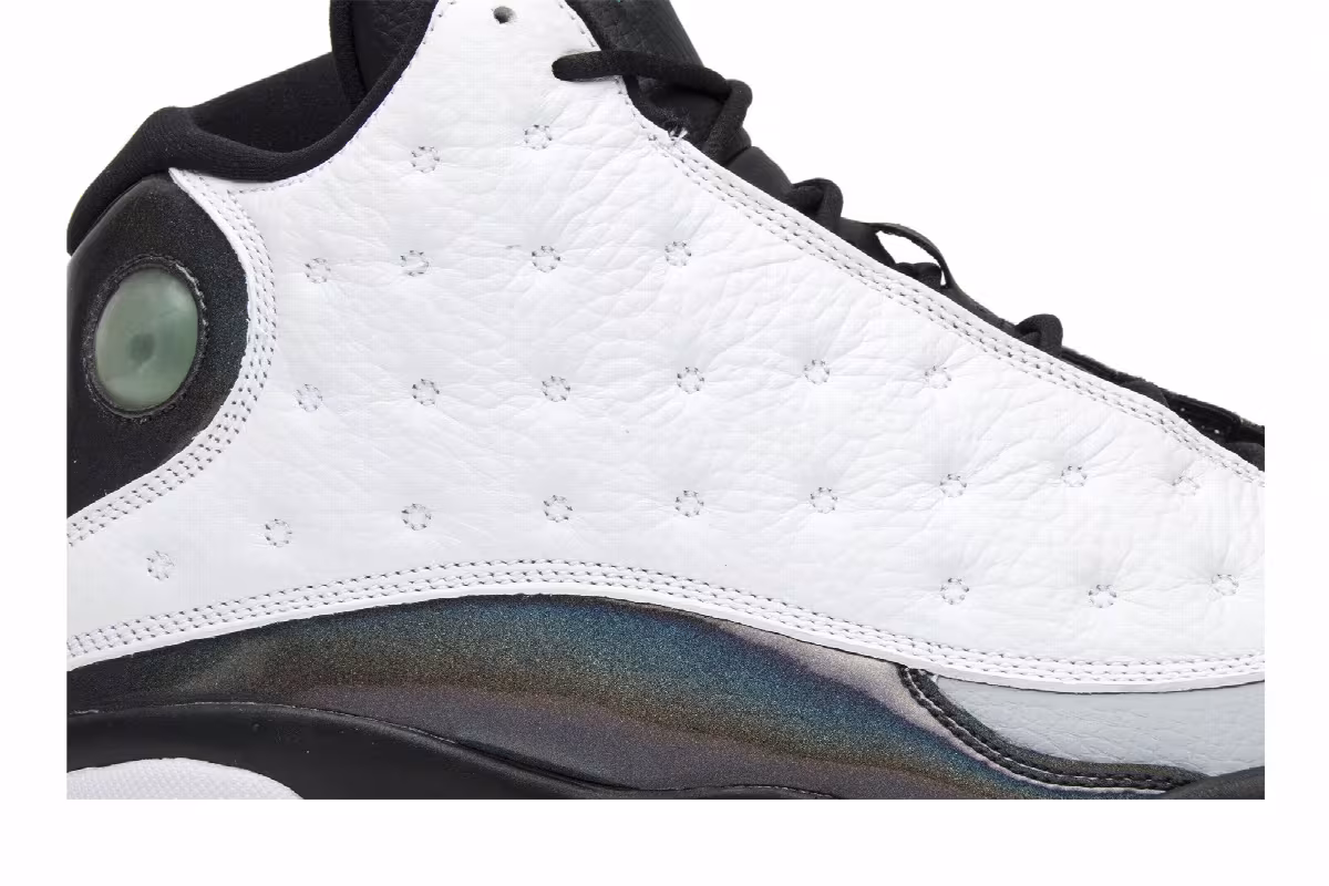 Air Jordan 13 Barons, view 3