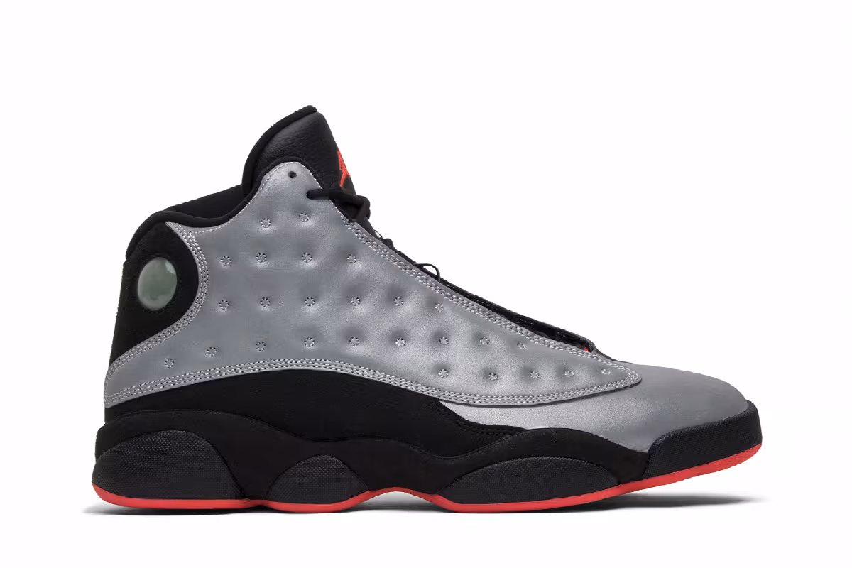 Air Jordan 13 Reflective Silver, view 2