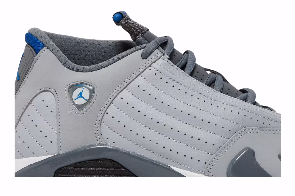 Air Jordan 14 BG Wolf Grey, view 3