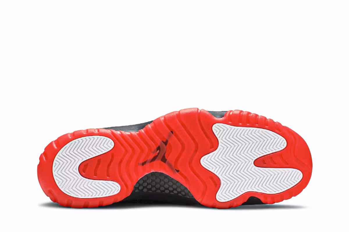 Air Jordan Future Premium Infrared, view 5