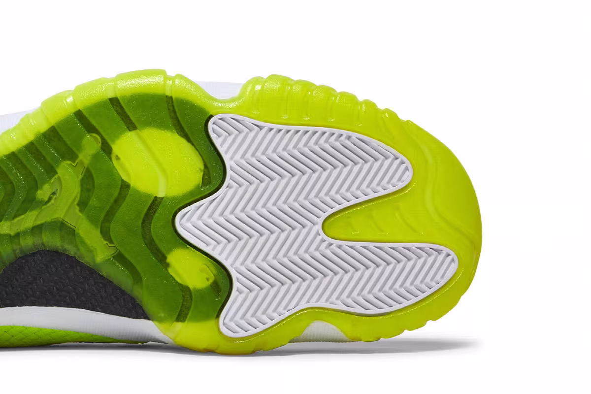 Air Jordan Future Volt, view 6