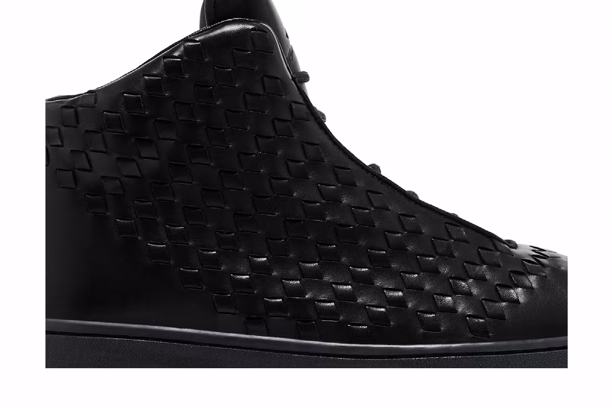 Air Jordan Shine, view 3