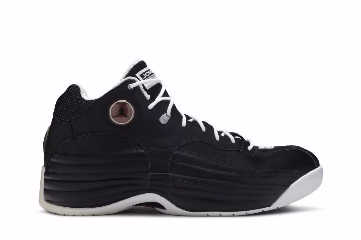 Air Jordan Jumpman Team 1 Black 2014, view 2