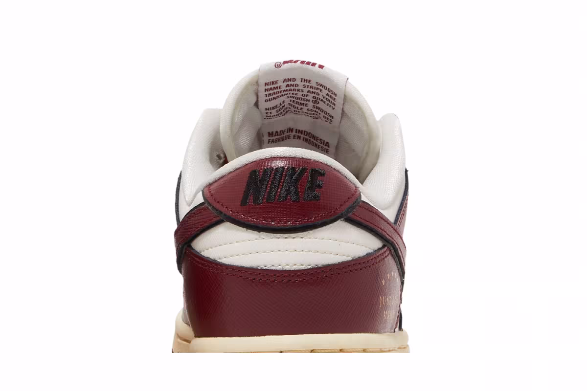 Nike Women's Dunk Low SE Sisterhood - Team Red, view 8
