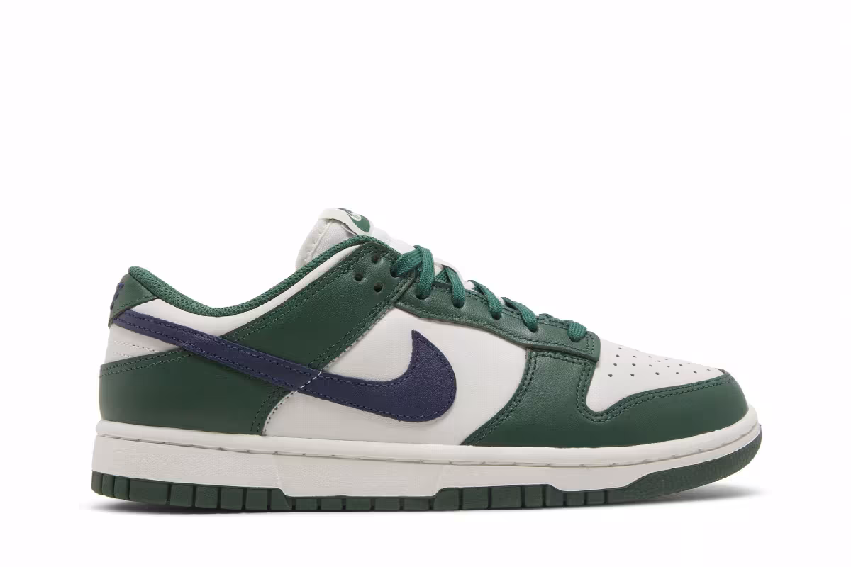 Nike Women's Dunk Low Gorge Green, view 2