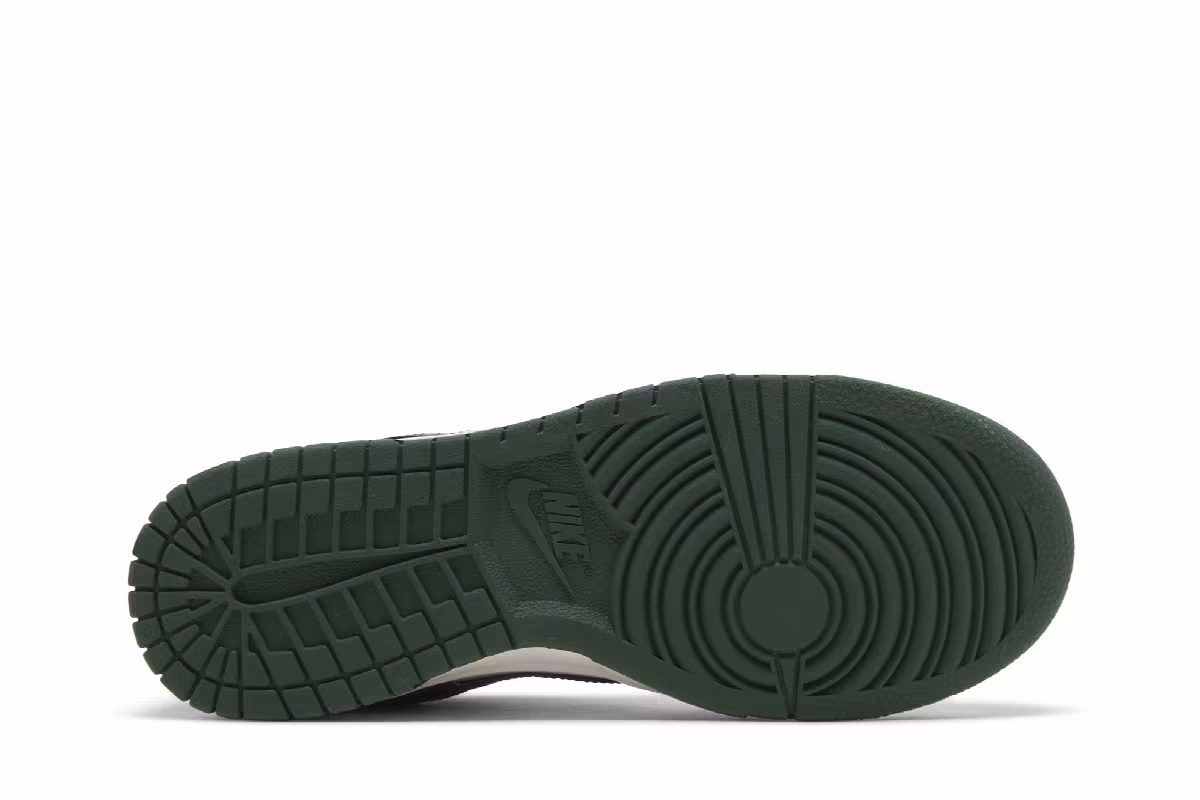 Nike Women's Dunk Low Gorge Green, view 5