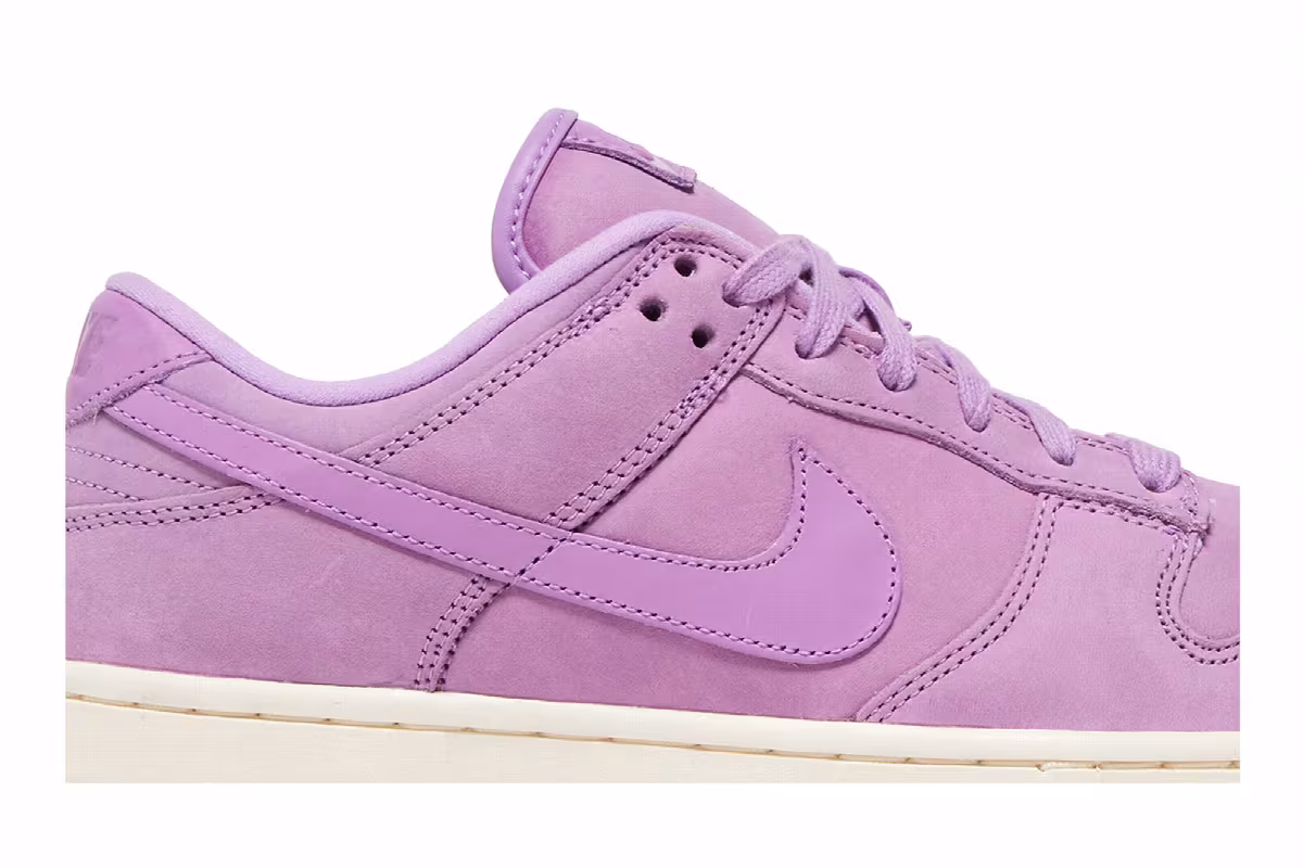 Nike Women's Dunk Low Premium Rush Fuchsia, view 3