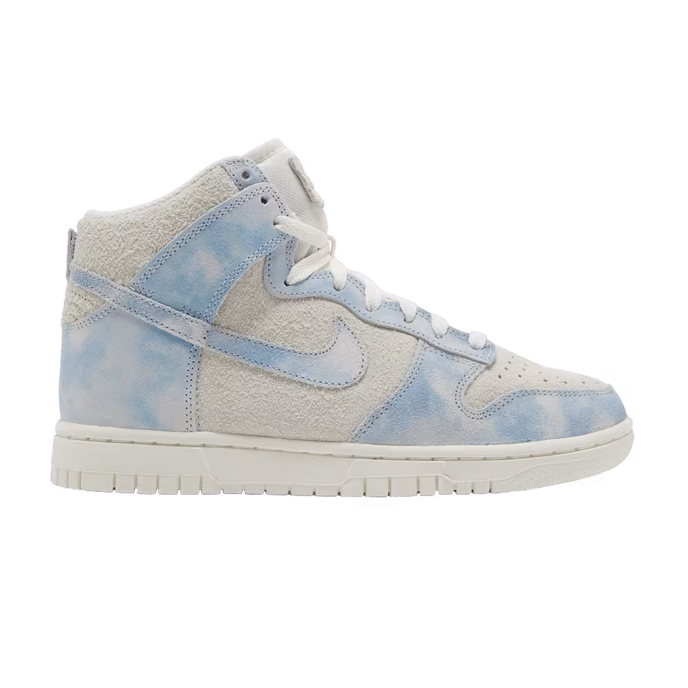 Nike Women's Dunk High SE Clouds