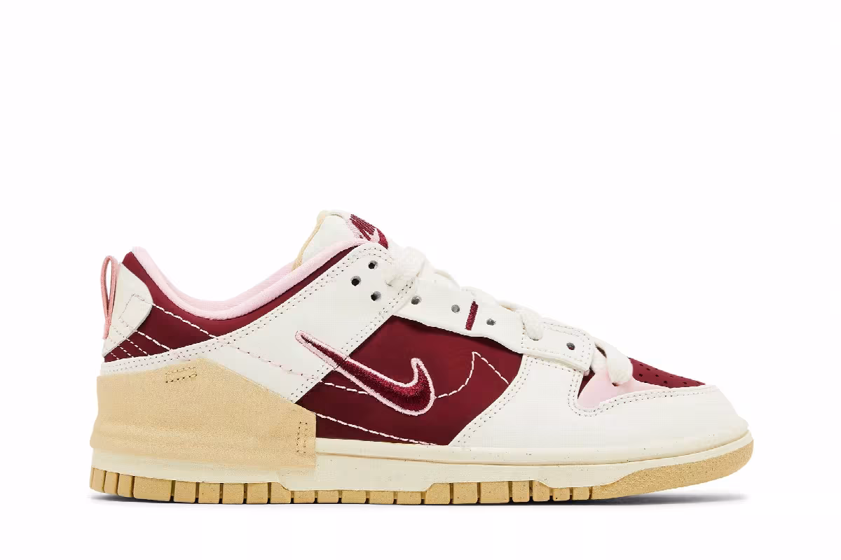Nike Women's Dunk Low Disrupt 2 Valentine's Day, view 2