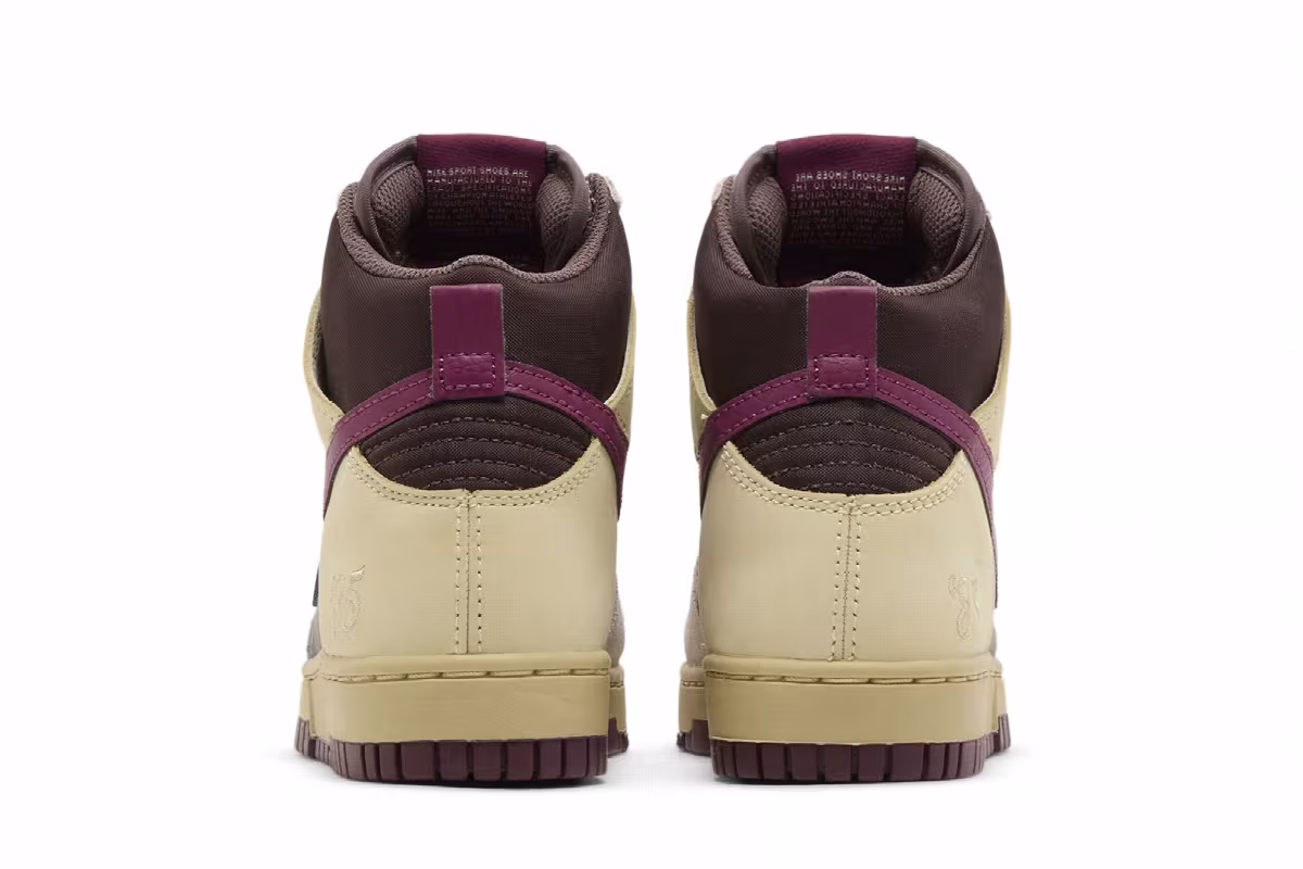 Nike Women's Dunk High 1985 Valentine's Day, view 7