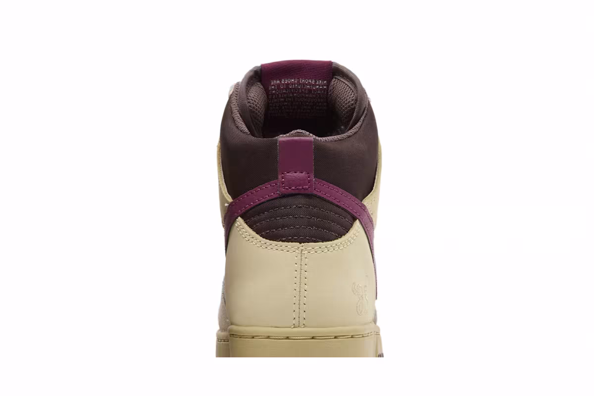 Nike Women's Dunk High 1985 Valentine's Day, view 8