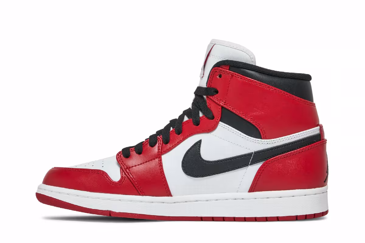 Air Jordan 1 High Chicago 2013, view 4