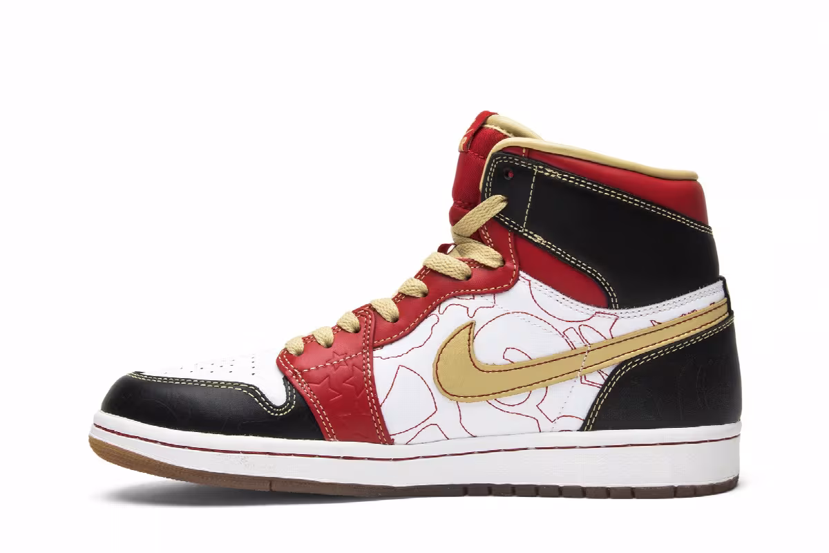 Air Jordan 1 High OG Ignite Shanghai, view 4
