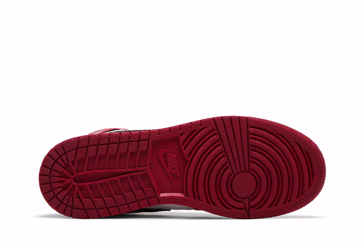 Air Jordan 1 OG GS Chicago 2013, view 5