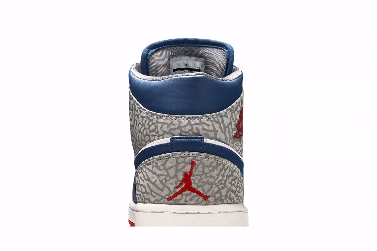 Air Jordan 1 Mid True Blue, view 8