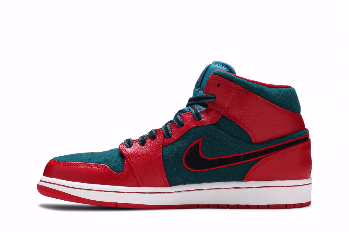 Air Jordan 1 Mid Gym Red Dark Sea, view 4