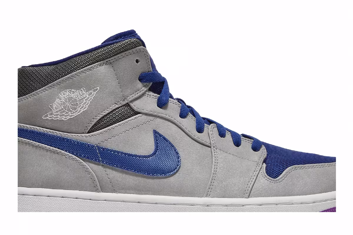 Air Jordan 1 Mid Matte Silver Purple, view 3