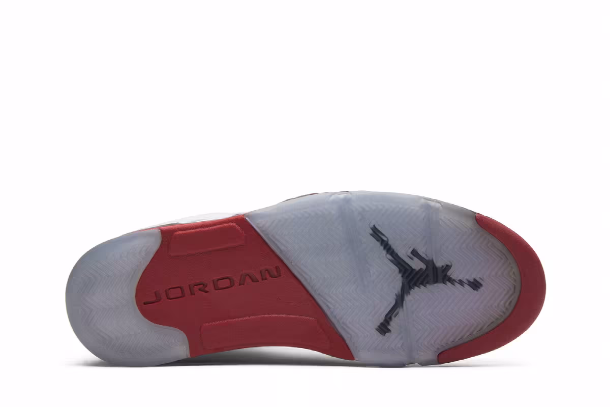 Air Jordan 5 Fire Red 2013, view 5