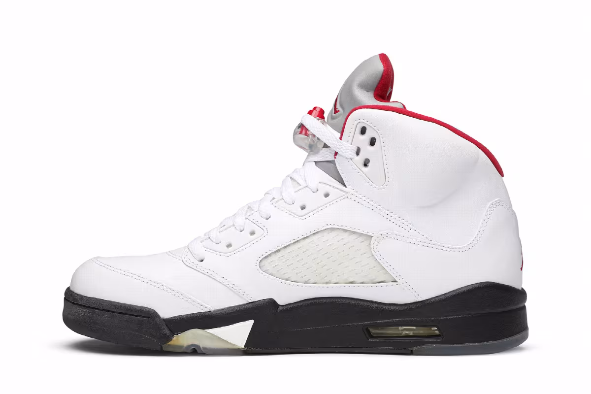 Air Jordan 5 White Fire Red 2013, view 4