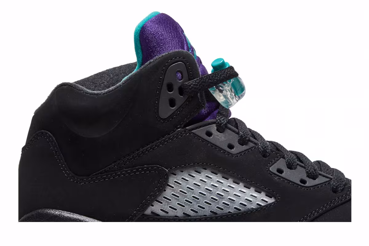 Air Jordan 5 GS Black Grape, view 3