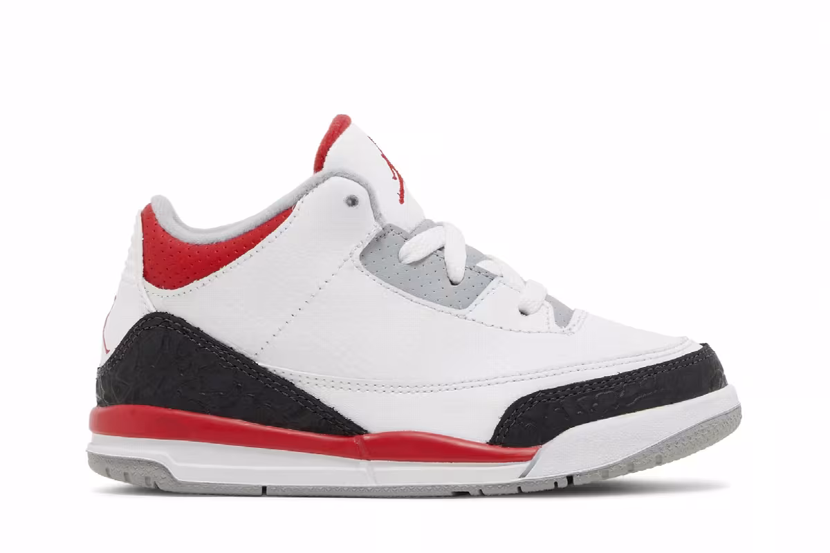 Air Jordan 3 TD Fire Red 2013, view 2