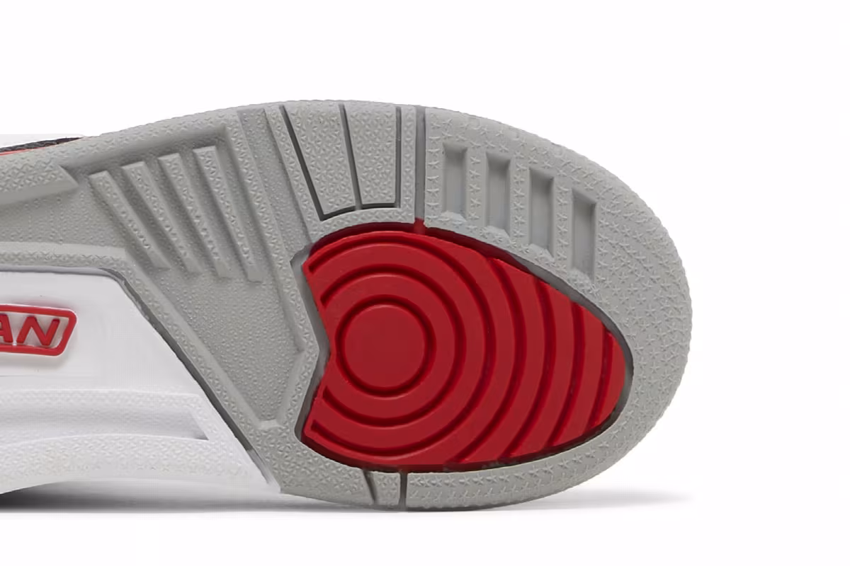 Air Jordan 3 TD Fire Red 2013, view 6
