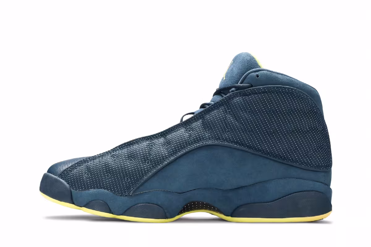 Air Jordan 13 Squadron Blue, view 4