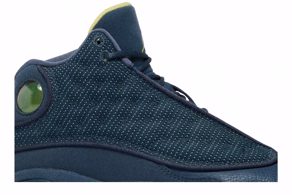 Air Jordan 13 GS Squadron, view 3